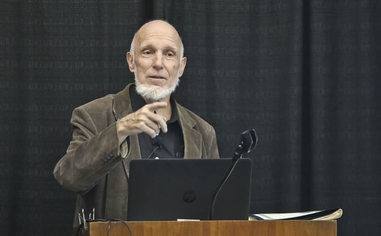Decatur native author James Loewen returns to his community to share his work